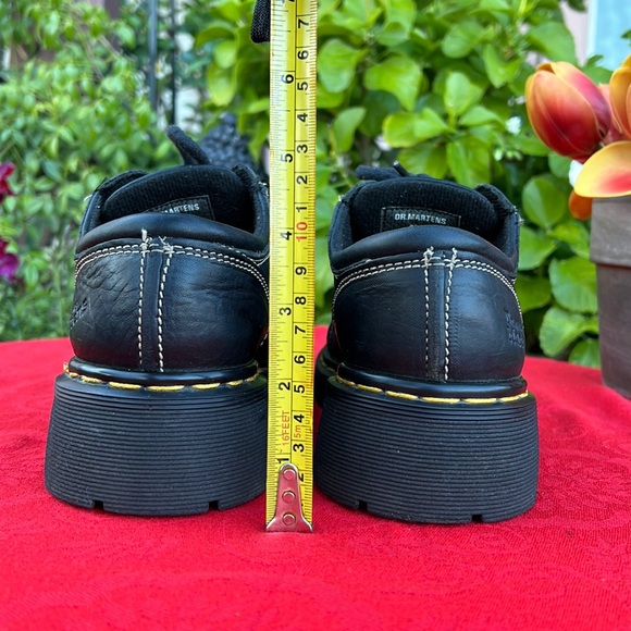 🏴󠁧󠁢󠁥󠁮󠁧󠁿 Dr. Martens MIE Chunky Black Cap Toe Oxfords UK 6 - Picture 7 of 17